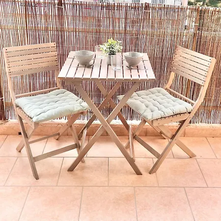 T2 Lumineux Avec Terrasse アパート *