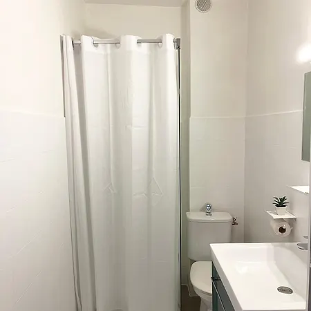 T2 Lumineux Avec Terrasse Propriano (Corsica)