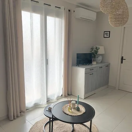 T2 Lumineux Avec Terrasse * Propriano (Corsica)